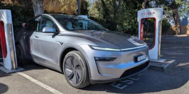 elektrikli-araclarda-devrim-zeekr-1-2-mw-super-sarj-cihaziyla-geliyor